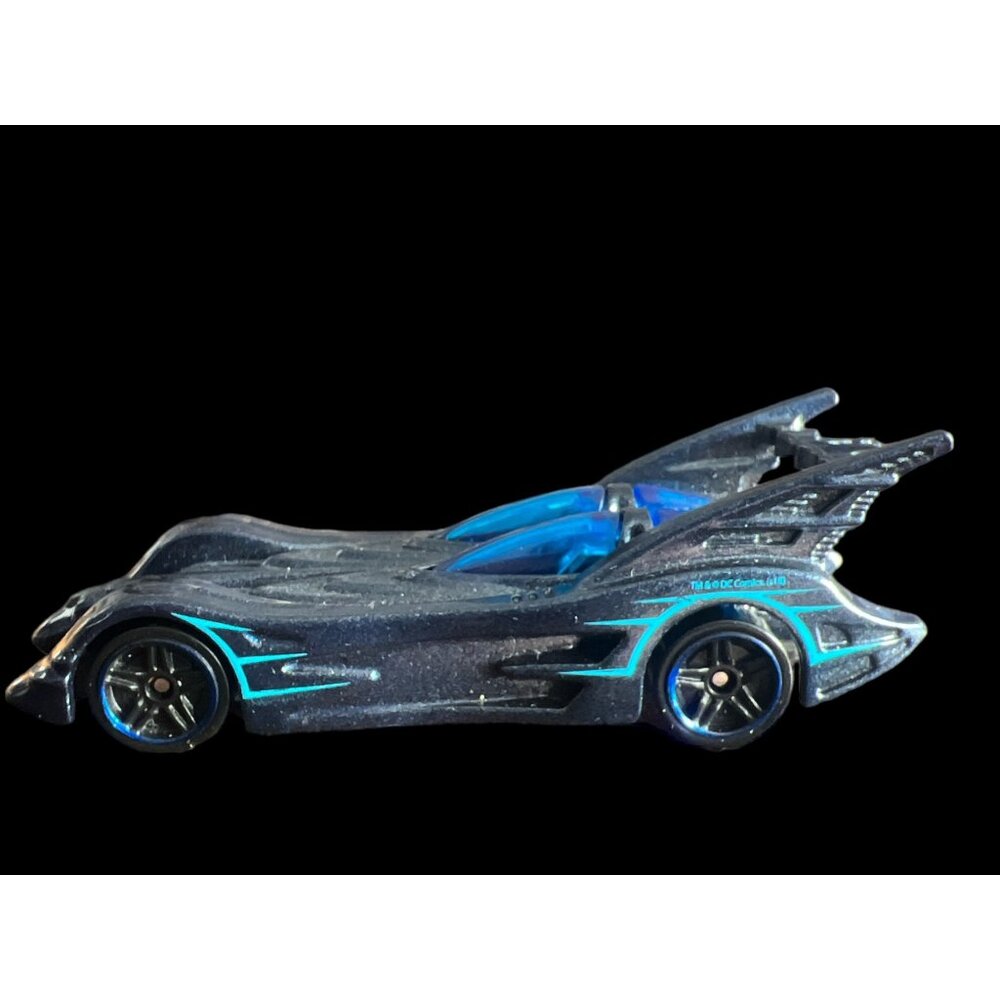 2004‎ Loose Hot Wheels Batmobile Blue Rims & Windows Batman Diecast Vehicles